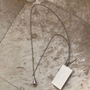Silver teardrop necklace